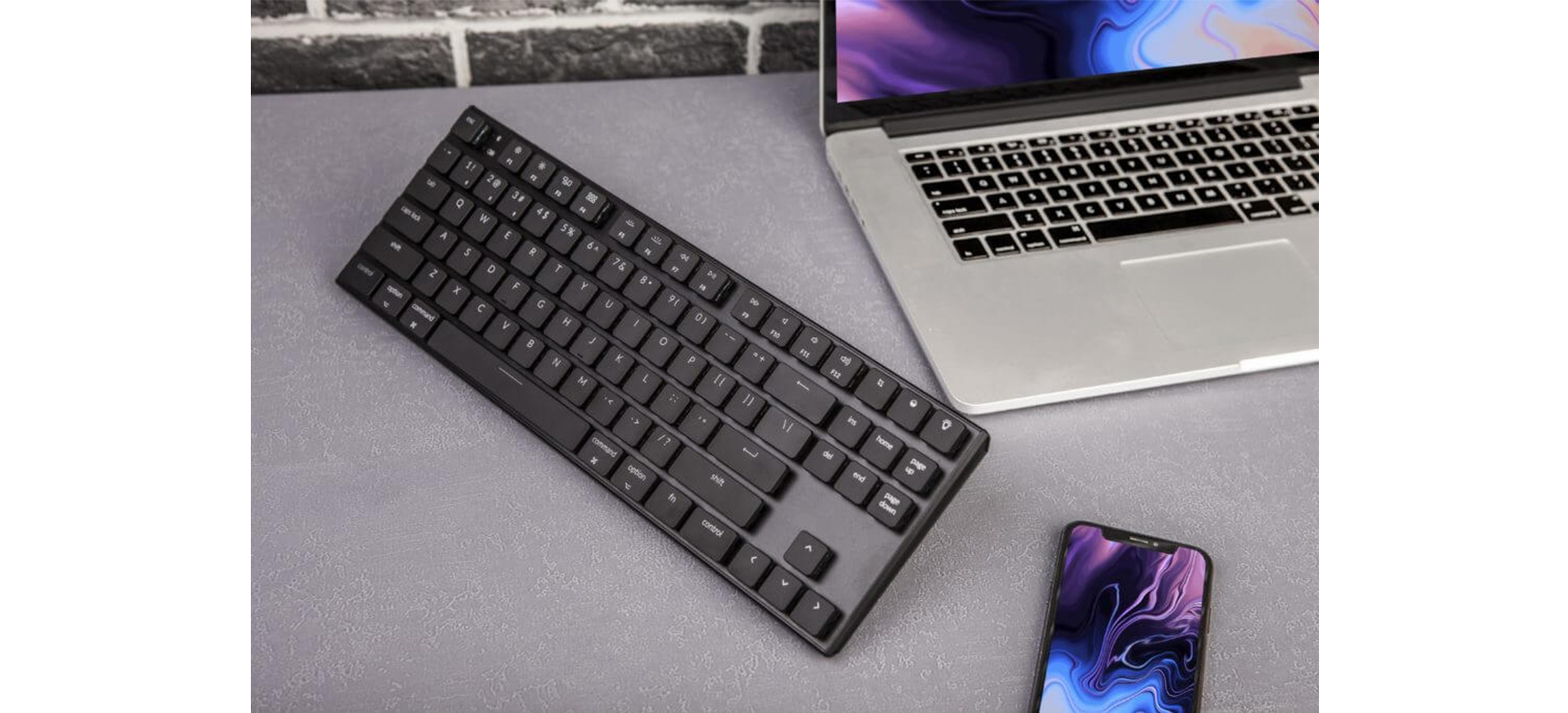 Bàn phím cơ Keychron K1 N1 (Gateron Red switch/USB/RGB) có kết nối đơn giản